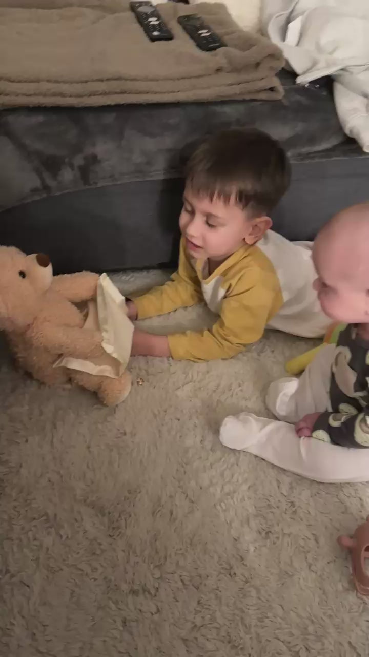 Încarcă clipul video: 